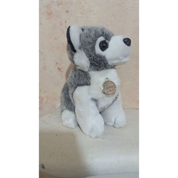 TB   Trading Co 9"Plush Husky Dog Toy " Gray & White Stuffed Animal - Picture 2 of 11